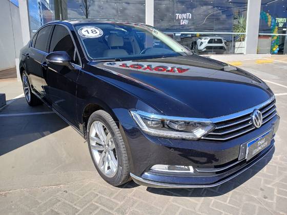 VOLKSWAGEN PASSAT 2.0 16V TSI BLUEMOTION GASOLINA HIGHLINE 4P DSG VOLKSWAGEN PASSAT 2.0 16V TSI BLUEMOTION GASOLINA HIGHLINE 4P DSG